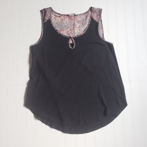 Anthro Akemi & Kin black paisley detailed knit tank top